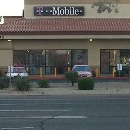  See all stores in Arizona. Stop by T-Mobile 32nd St & Thomas Rd in Phoenix, AZ today to get the latest deals on our phones and plans. Browse in-stock devices, view business hours, or learn more about other great T-Mobile offerings. 